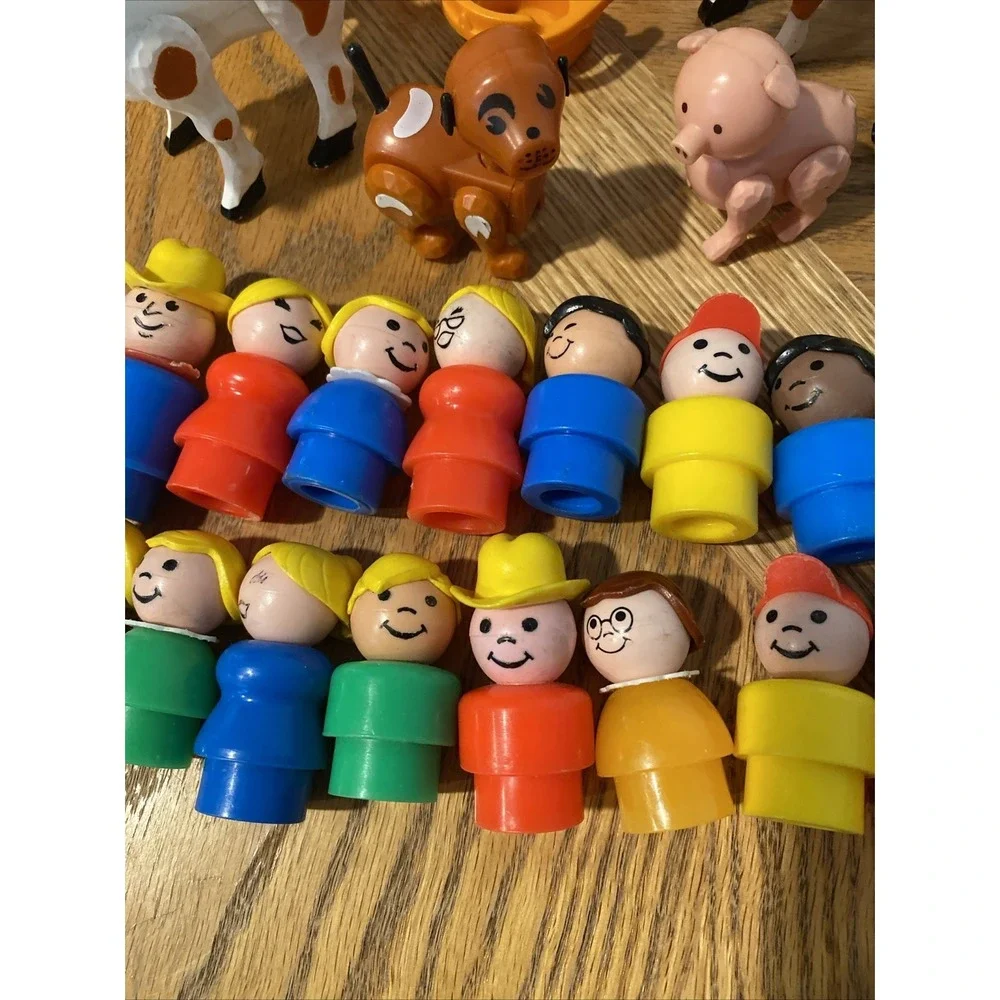 Vintage Fisher Price Little People Different Plastic People Furniture Rare HTF
